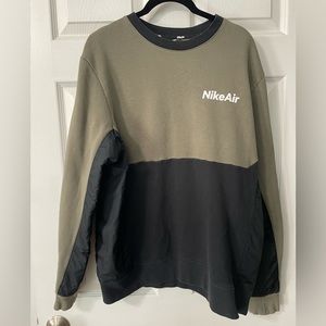 Nike Air Men’s Fleece Crew Sweatshirt Twighlight Marsh, Black, White Size Large